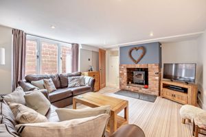 Photo 11- click for photo gallery